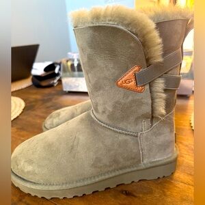 UGG Bailey Flex Women’s Boots size 7 Burnt Olive